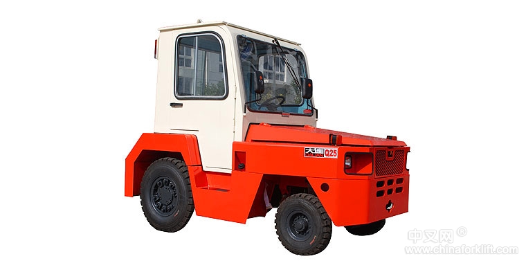 25-30噸內(nèi)燃牽引車