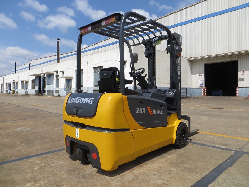 CLG2015AT-18AT系列電動(dòng)叉車 CLG2015AT-18AT