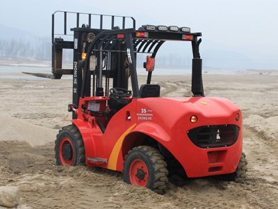 工地越野叉車 ZH35
