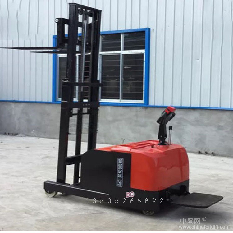 江蘇平衡重式電動叉車廠家 EQ