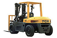 TCM J系列7噸柴油平衡重充氣胎車輪叉車 FD70Z8